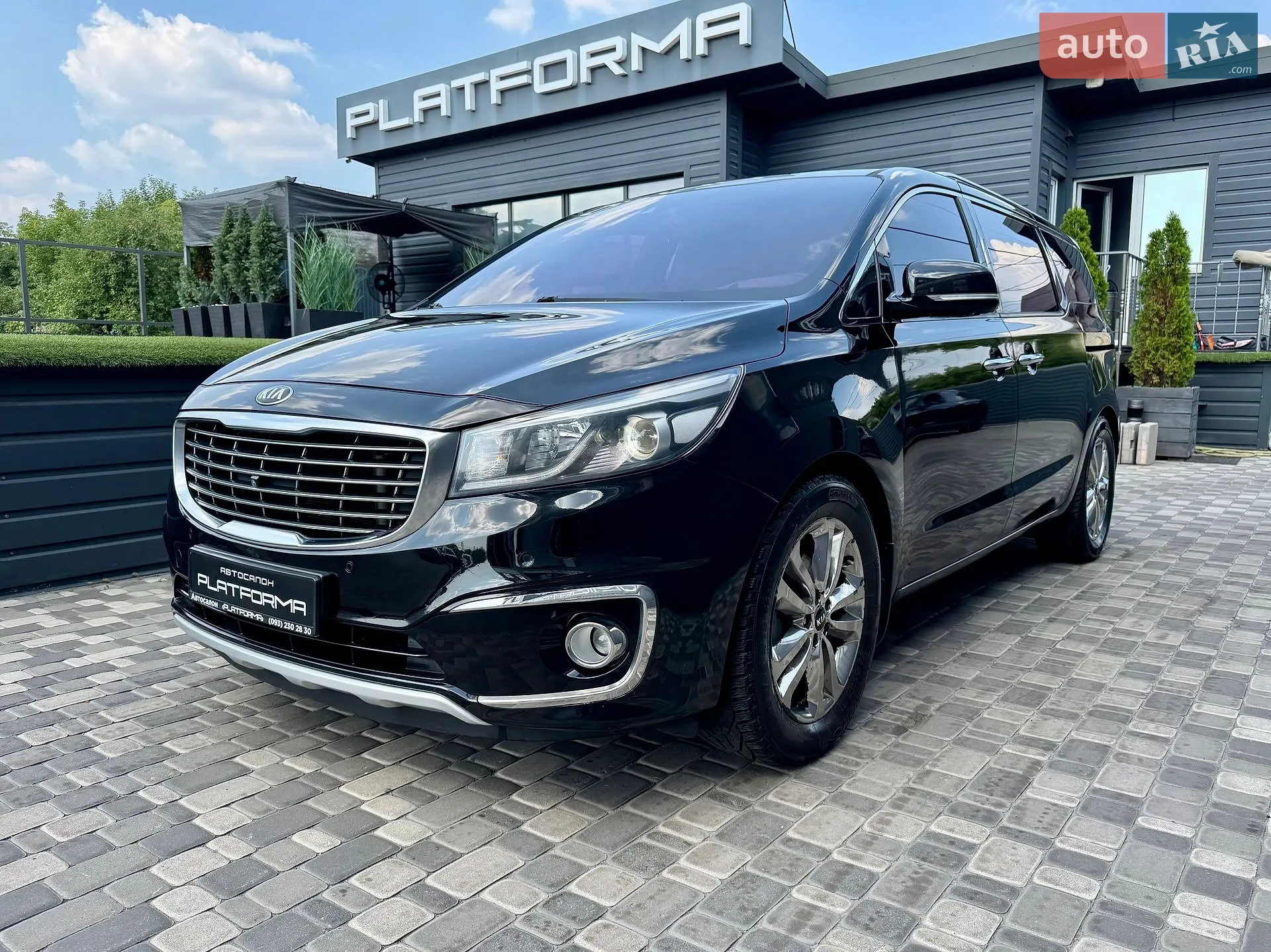 2014 Kia Carnival - мініатюра 4