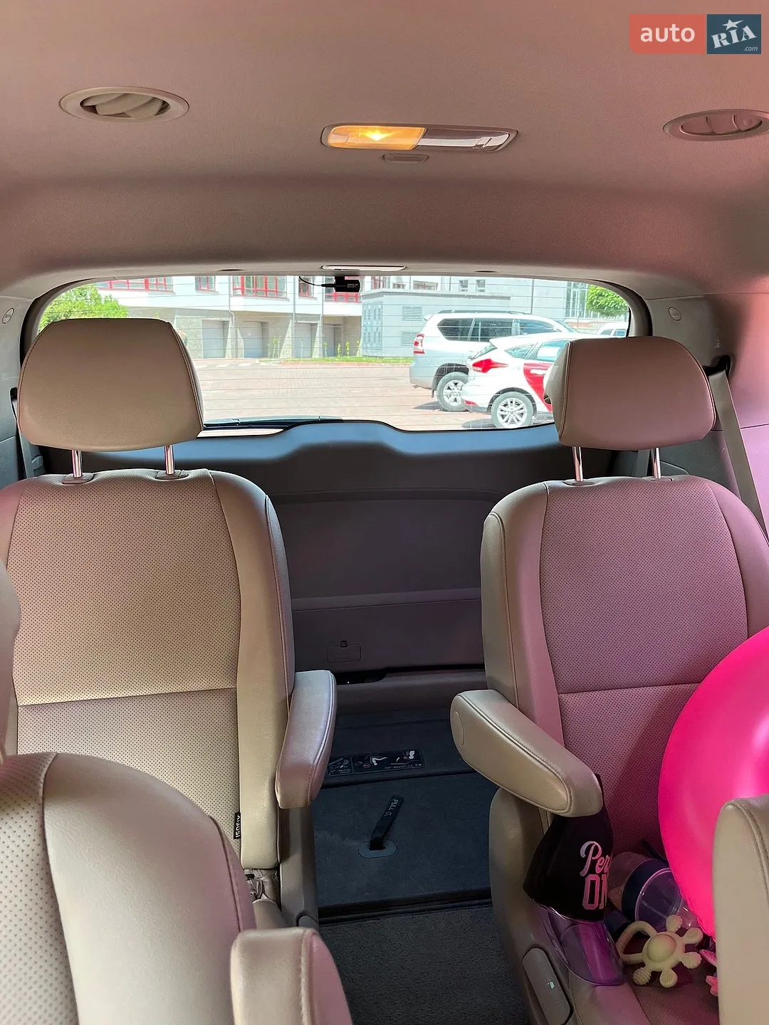 2016 Kia Carnival - мініатюра 25