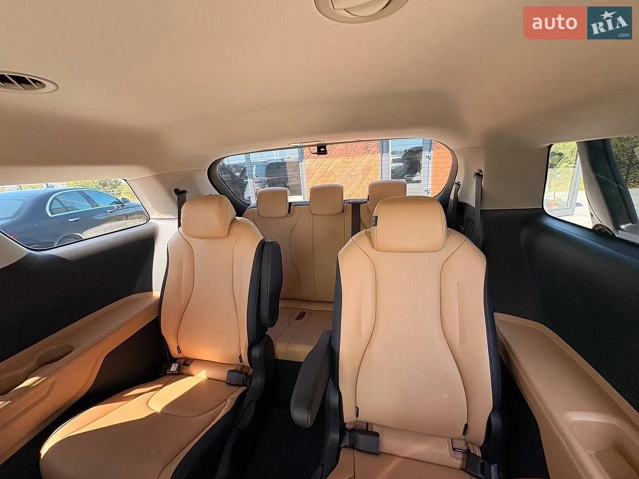 2021 Kia Carnival - мініатюра 11