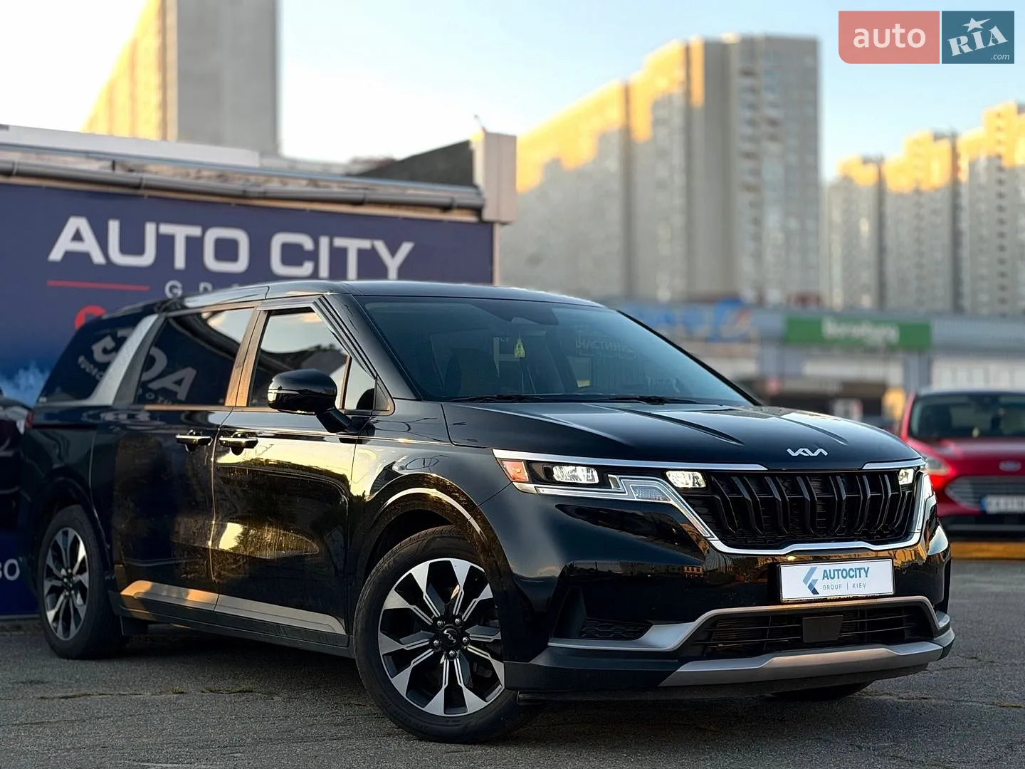 2023 Kia Carnival - фото 1