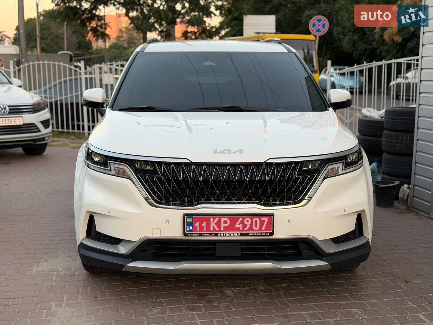 2021 Kia Carnival - мініатюра 2