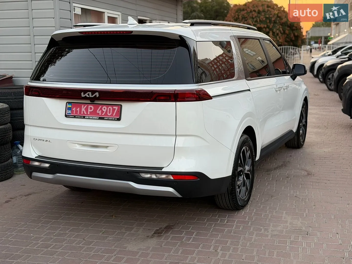 2021 Kia Carnival - мініатюра 4