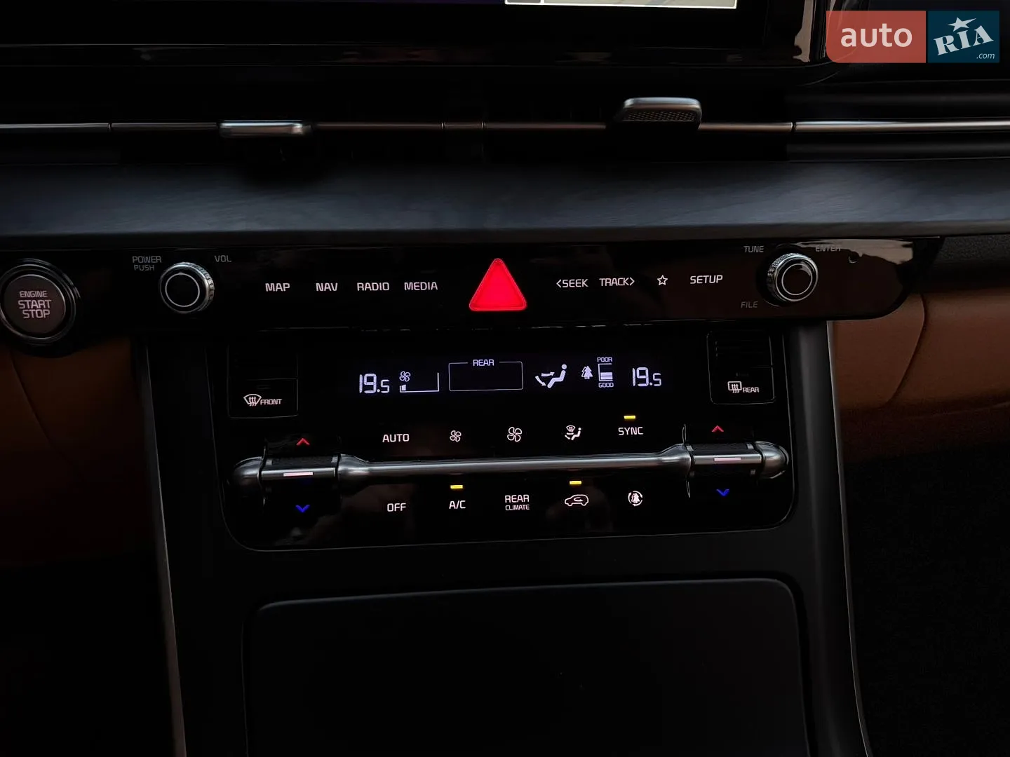 2021 Kia Carnival - мініатюра 15