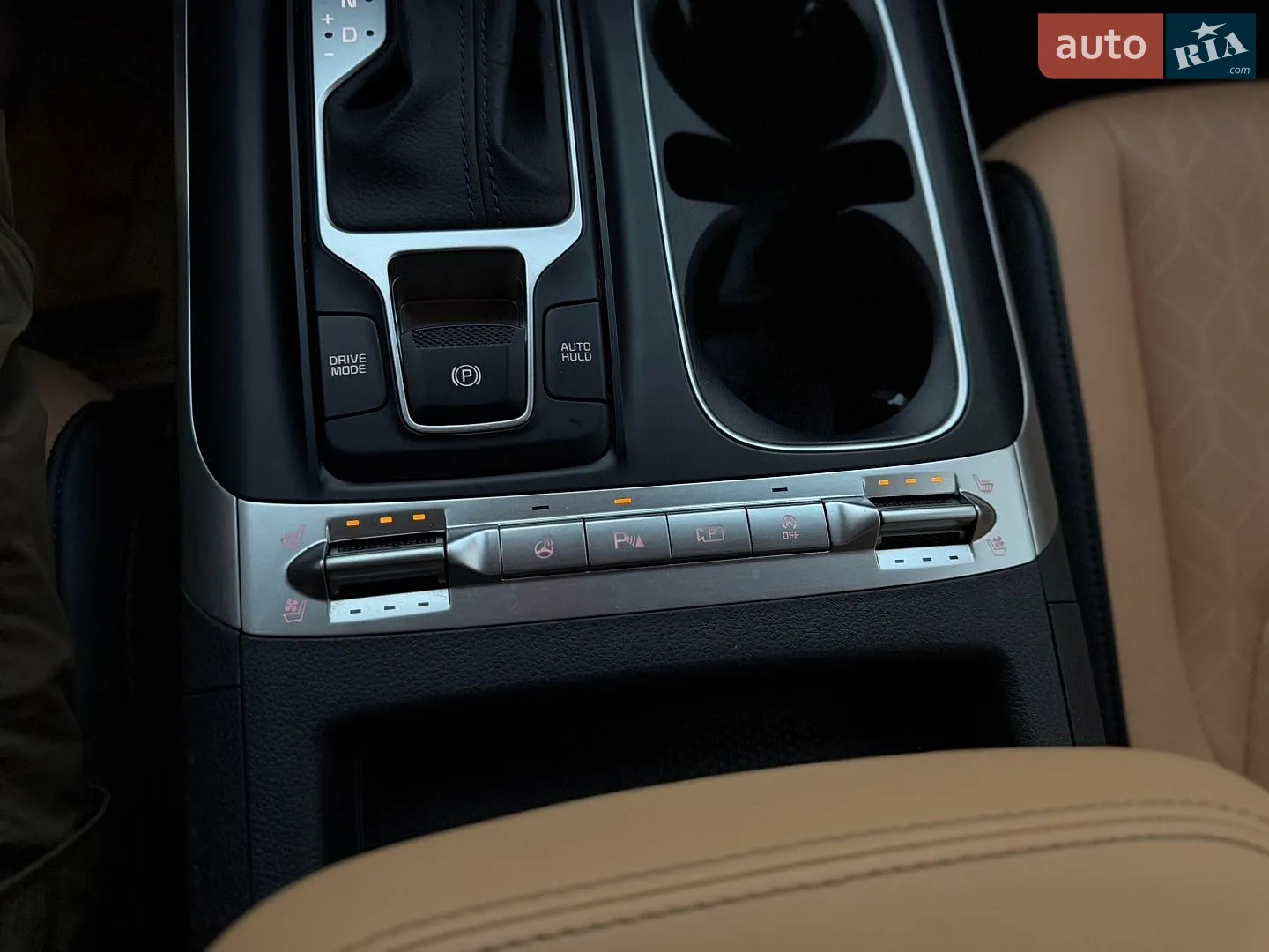 2021 Kia Carnival - мініатюра 17