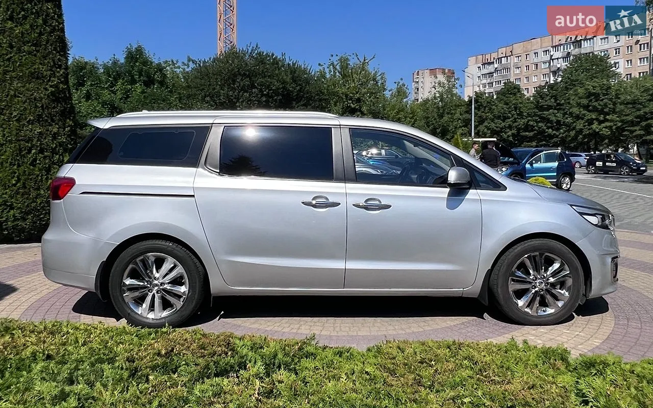 2015 Kia Carnival - мініатюра 8