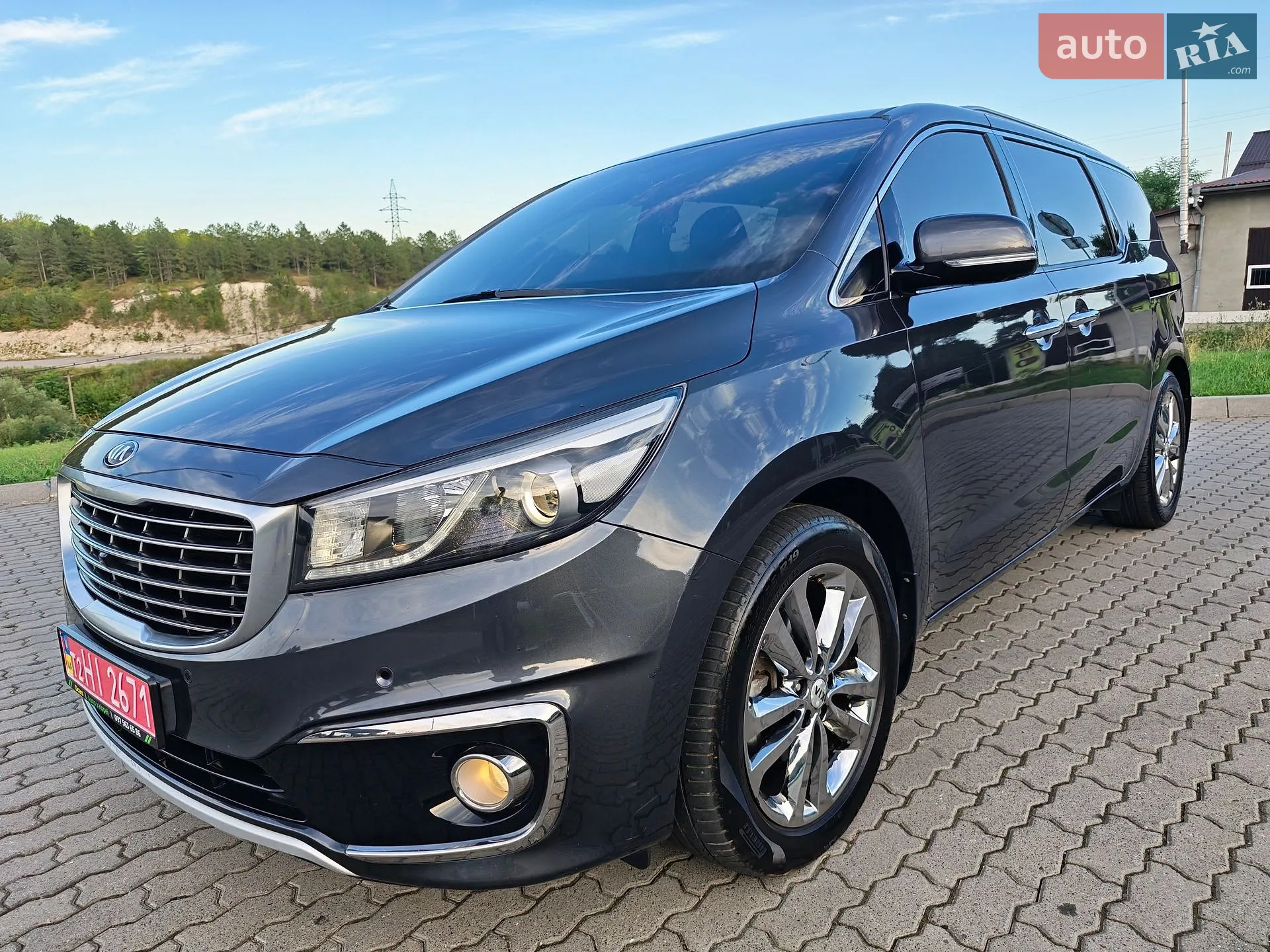 2016 Kia Carnival - фото 1