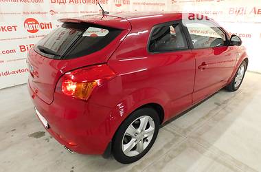 Хэтчбек Kia Ceed 2008 в Киеве