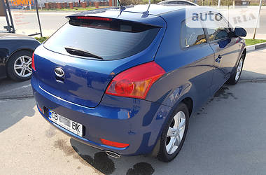 Хетчбек Kia Ceed 2008 в Києві