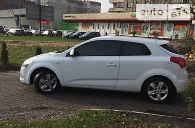 Хэтчбек Kia Ceed 2009 в Львове