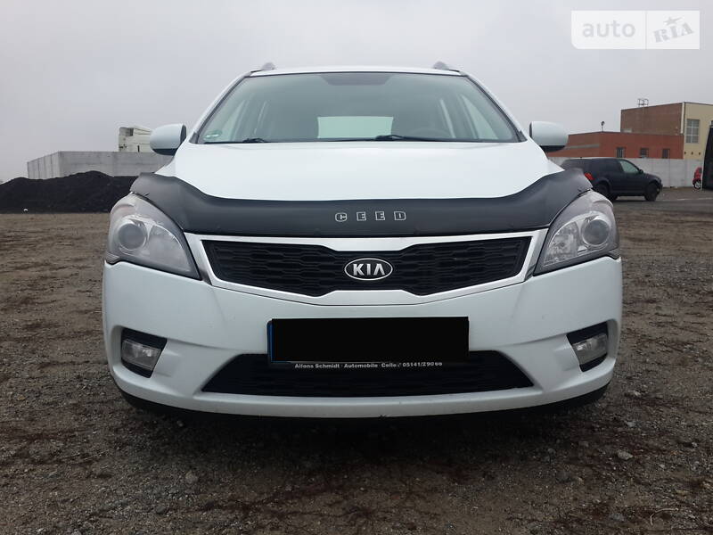 Універсал Kia Ceed 2010 в Вінниці