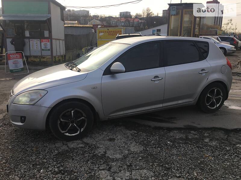 Хетчбек Kia Ceed 2007 в Києві