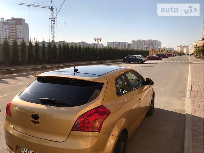 Хетчбек Kia Ceed 2008 в Києві
