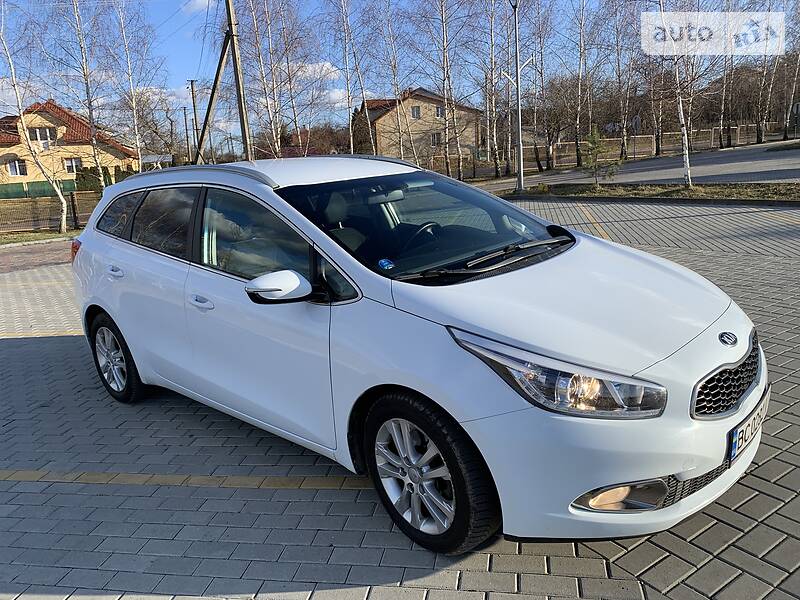 Універсал Kia Ceed 2013 в 