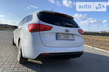 Універсал Kia Ceed 2013 в 