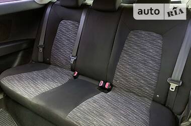 Хетчбек Kia Ceed 2008 в 
