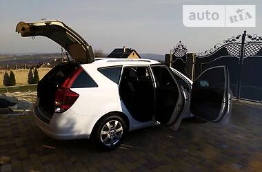 Універсал Kia Ceed 2009 в 