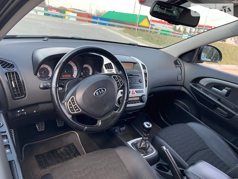 Універсал Kia Ceed 2009 в Стрию фото 24 Універсал Kia Ceed 2009 в Стрию
