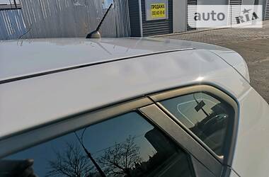 Хетчбек Kia Ceed 2013 в 