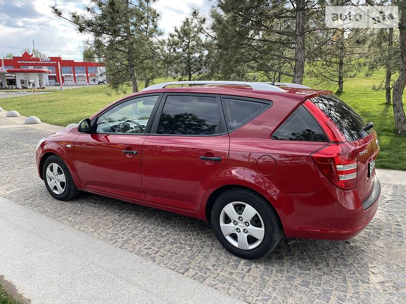 Універсал Kia Ceed 2008 в Дніпрі