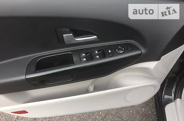 Хетчбек Kia Ceed 2007 в 