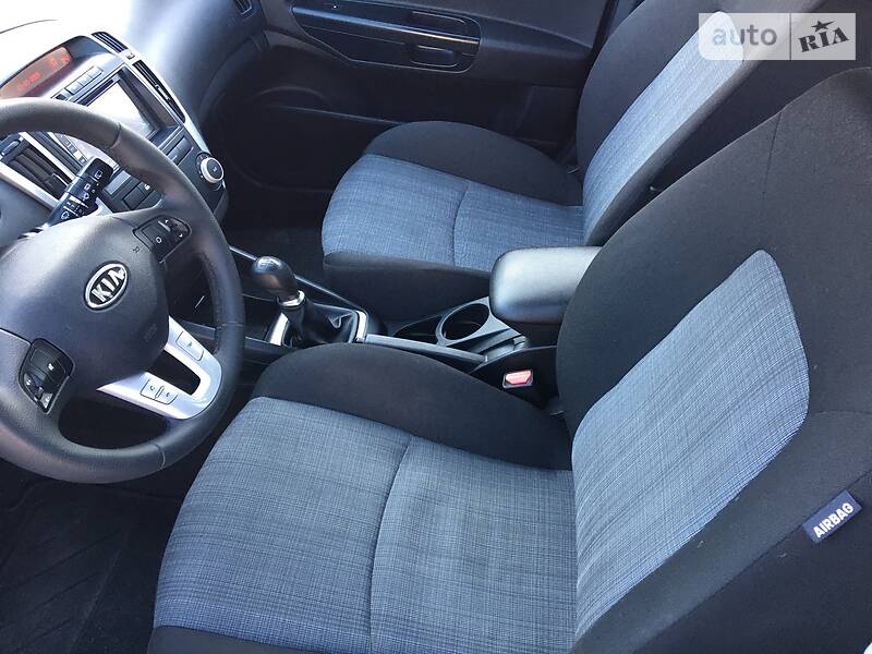 Універсал Kia Ceed 2010 в Бережанах