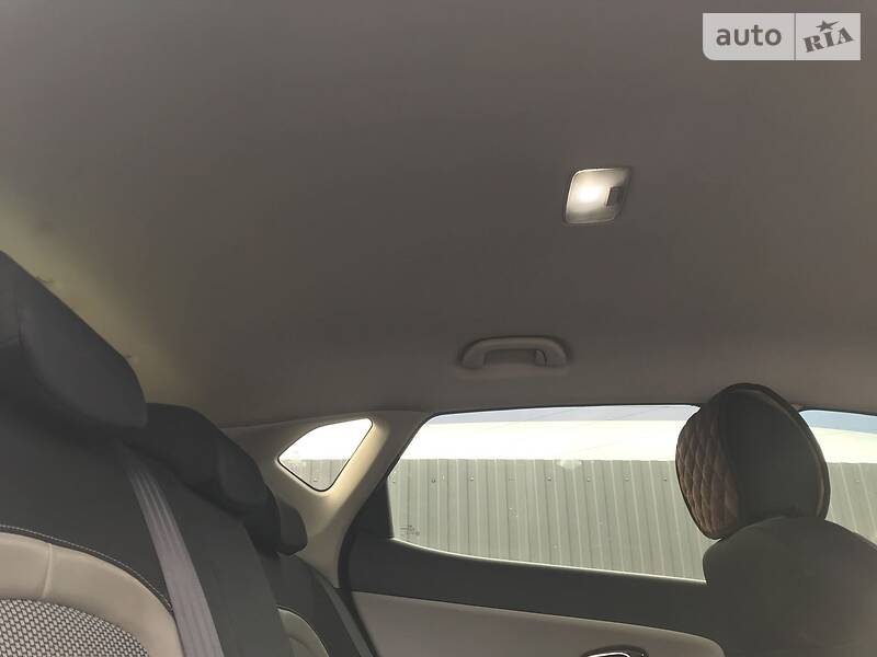 Хетчбек Kia Ceed 2013 в Дніпрі фото 16 Хетчбек Kia Ceed 2013 в Дніпрі