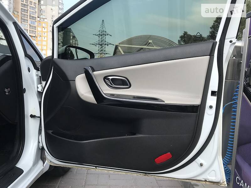 Хетчбек Kia Ceed 2013 в Дніпрі фото 25 Хетчбек Kia Ceed 2013 в Дніпрі