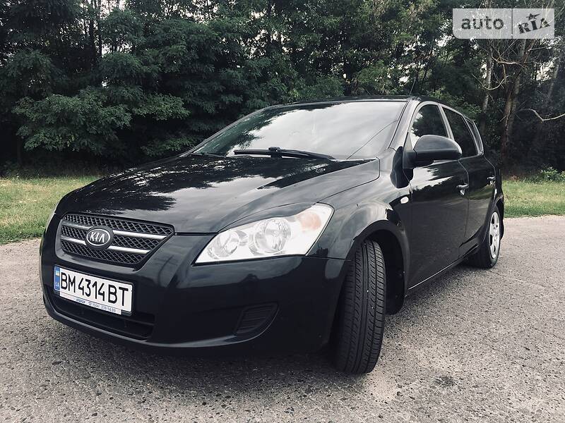 Хэтчбек Kia Ceed 2008 в Полтаве