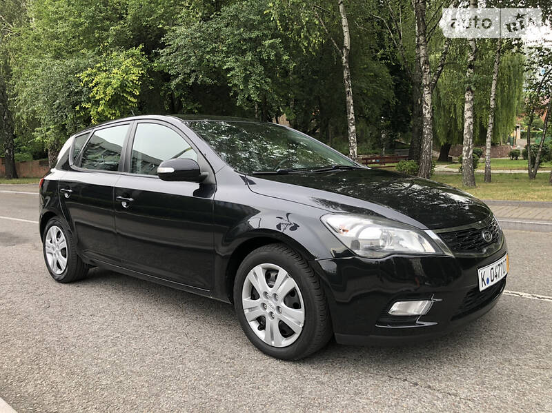 Хетчбек Kia Ceed 2009 в Рівному