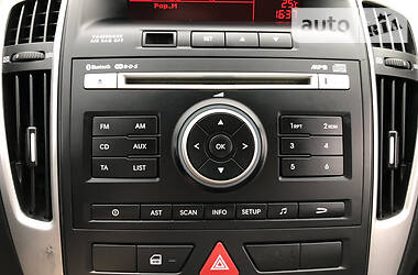 Хэтчбек Kia Ceed 2009 в 