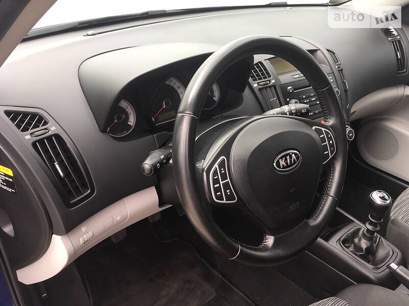 Хетчбек Kia Ceed 2009 в Києві фото 33 Хетчбек Kia Ceed 2009 в Києві