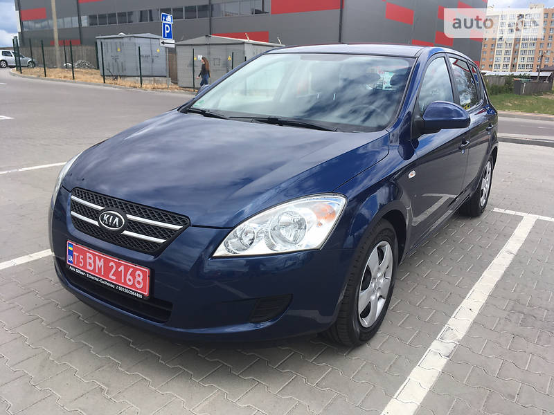 Хетчбек Kia Ceed 2009 в Києві фото Хетчбек Kia Ceed 2009 в Києві