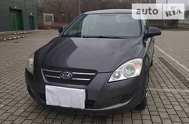 Хэтчбек Kia Ceed 2008 в Макеевке