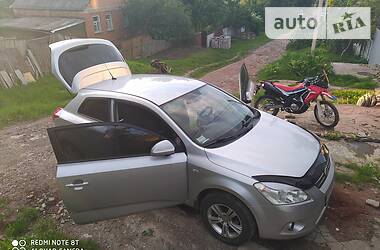 Купе Kia Ceed 2008 в Харькове