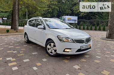 Универсал Kia Ceed 2009 в Трускавце