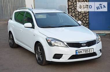 Универсал Kia Ceed 2010 в Бердичеве