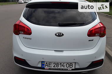 Хэтчбек Kia Ceed 2014 в Днепре