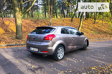 Купе Kia Ceed 2009 в Львове