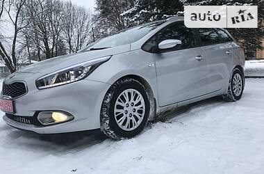 Универсал Kia Ceed 2015 в Ровно