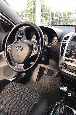 Купе Kia Ceed 2009 в Львове