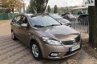 Универсал Kia Ceed 2009 в Киеве