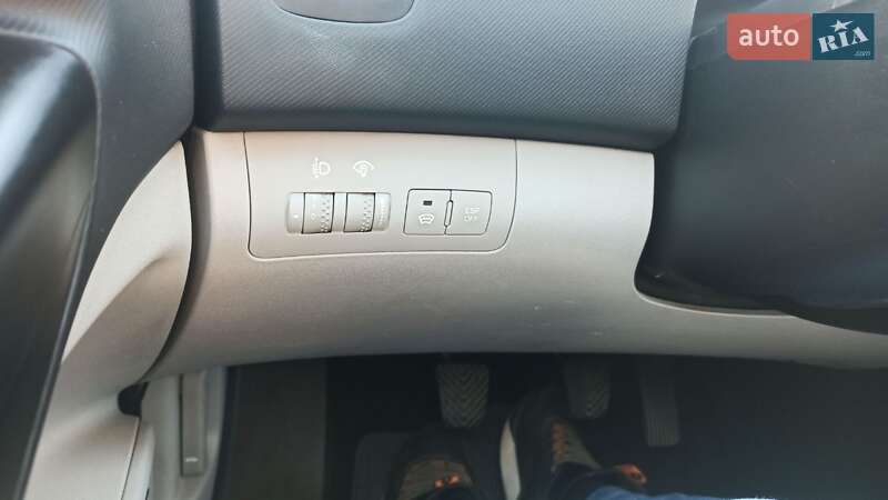 Универсал Kia Ceed 2008 в Стебнику
