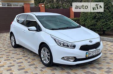 Хетчбек Kia Ceed 2013 в Одесі