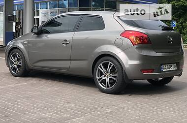 Купе Kia Ceed 2008 в 