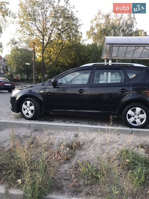 Универсал Kia Ceed 2010 в Днепре