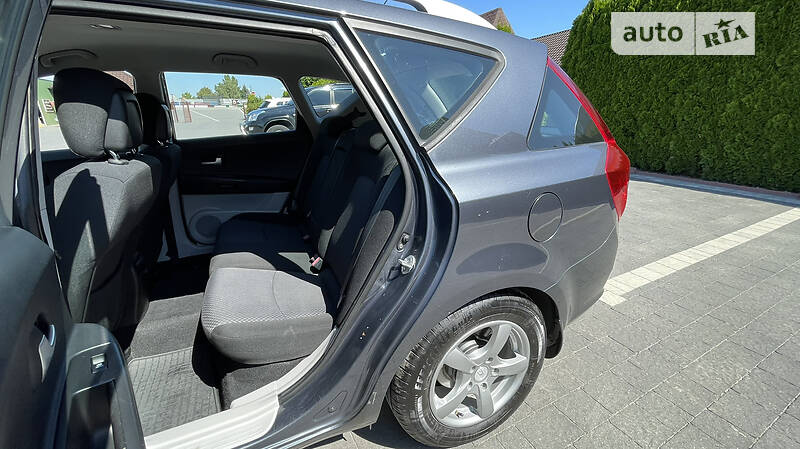 Универсал Kia Ceed 2008 в Стрые