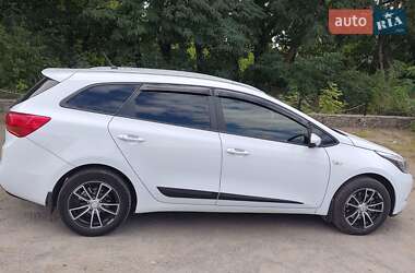 Универсал Kia Ceed 2014 в Бердичеве