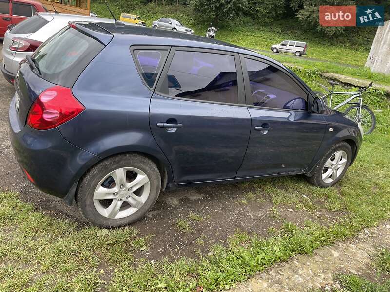 Хетчбек Kia Ceed 2007 в Києві