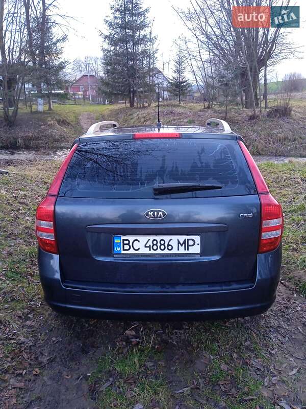 Универсал Kia Ceed 2007 в Старом Самборе