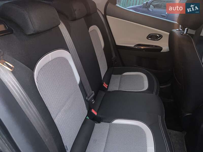 Хетчбек Kia Ceed 2013 в Запоріжжі